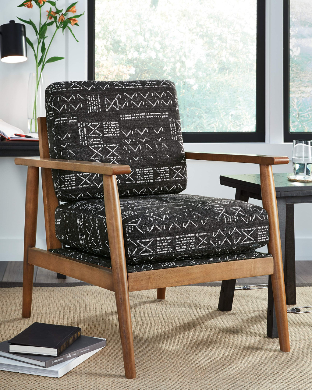Accent Chairs image